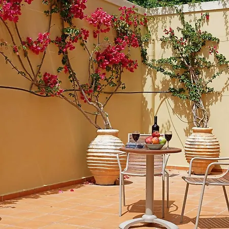 Riaki Villa *